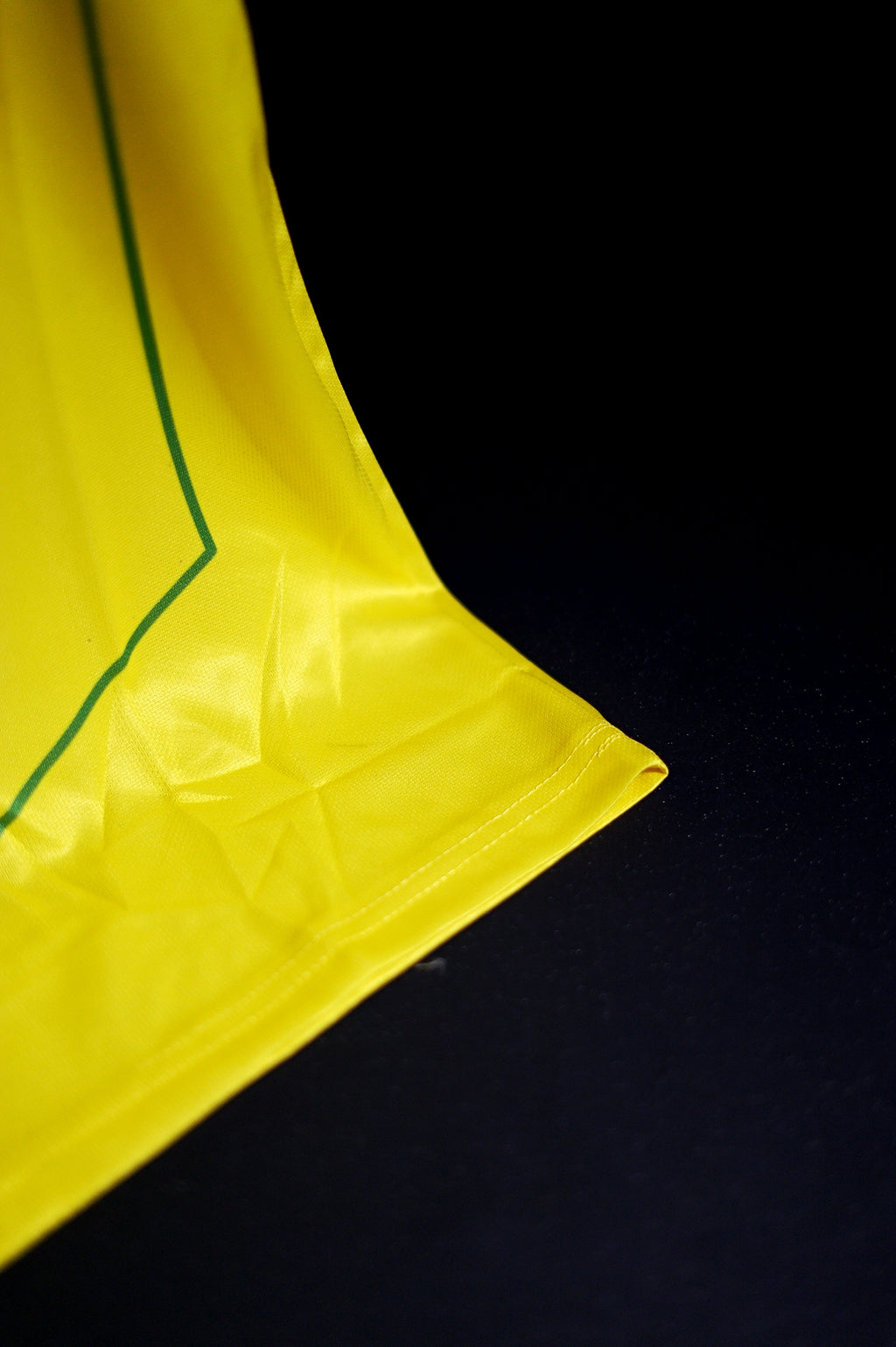 Brazil | RONALDINHO #10 | 2004 | Home Kit | Retro Design | Yellow & Green | Regular Fit