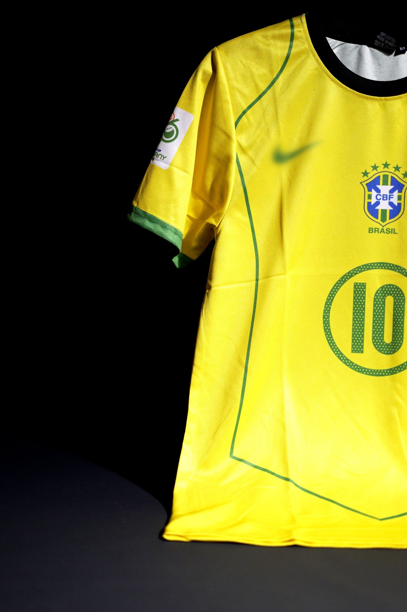 Brazil | RONALDINHO #10 | 2004 | Home Kit | Retro Design | Yellow & Green | Regular Fit