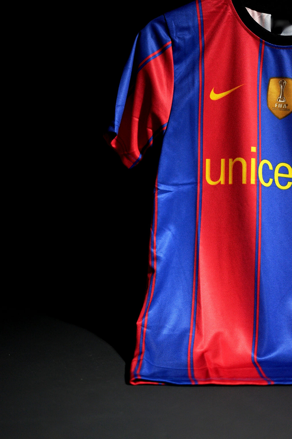 FC Barcelona | LIONEL MESSI #10 | 2007-08 | Home Kit | Retro Design | Blue & Red  | Regular Fit