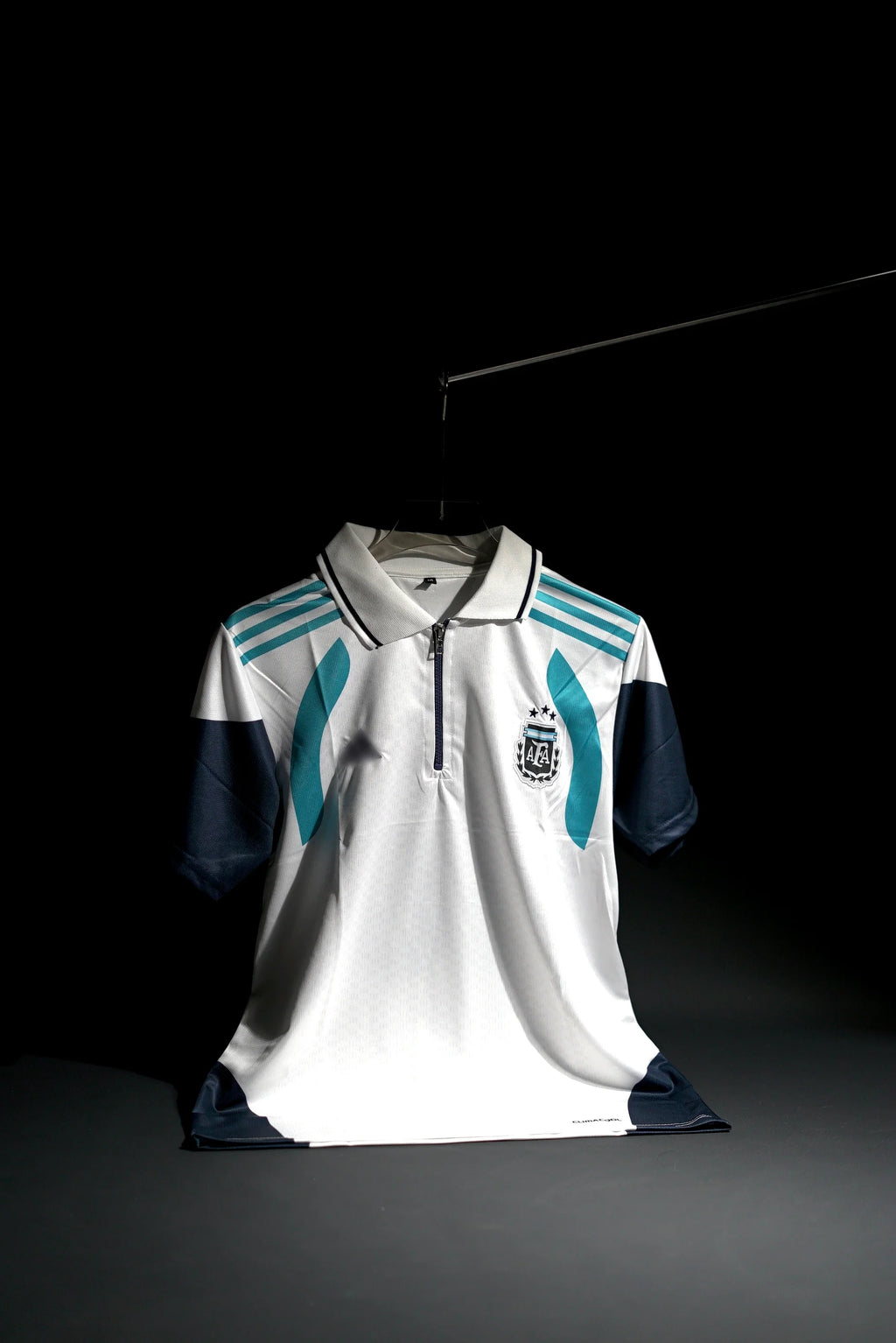 Argentina | LIONEL MESSI #10 | 2026-27 | Training Kit | Latest Design | White | Embroidered Badges | Collared Zip Regular Kit