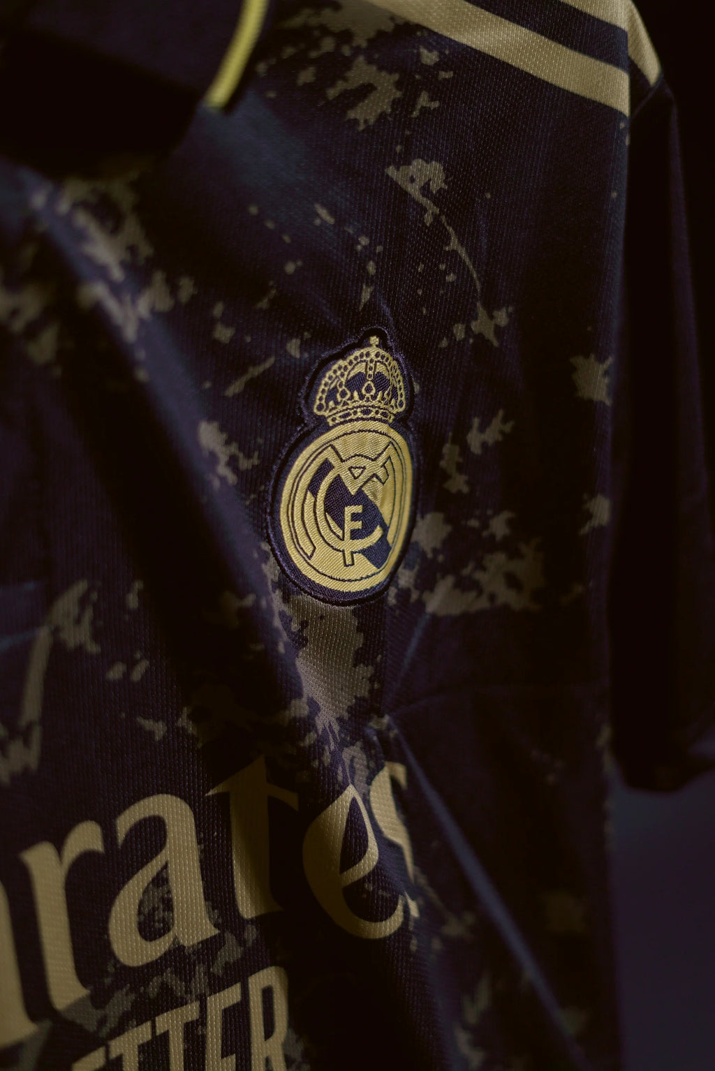 Real Madrid | CRISTIANO RONALDO #7 | 2024 | Special Kit | Black & Gold | Embroidered Badges | Collared Kit | Regular Fit