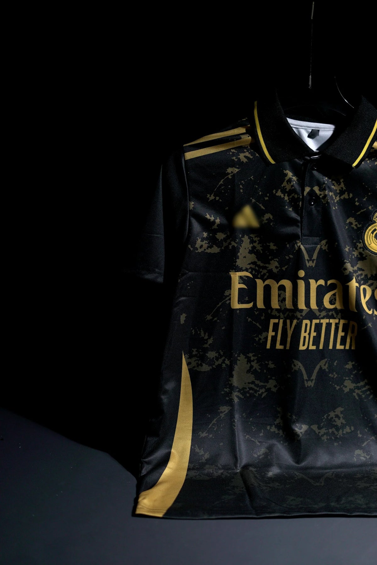 Real Madrid | CRISTIANO RONALDO #7 | 2024 | Special Kit | Black & Gold | Embroidered Badges | Collared Kit | Regular Fit