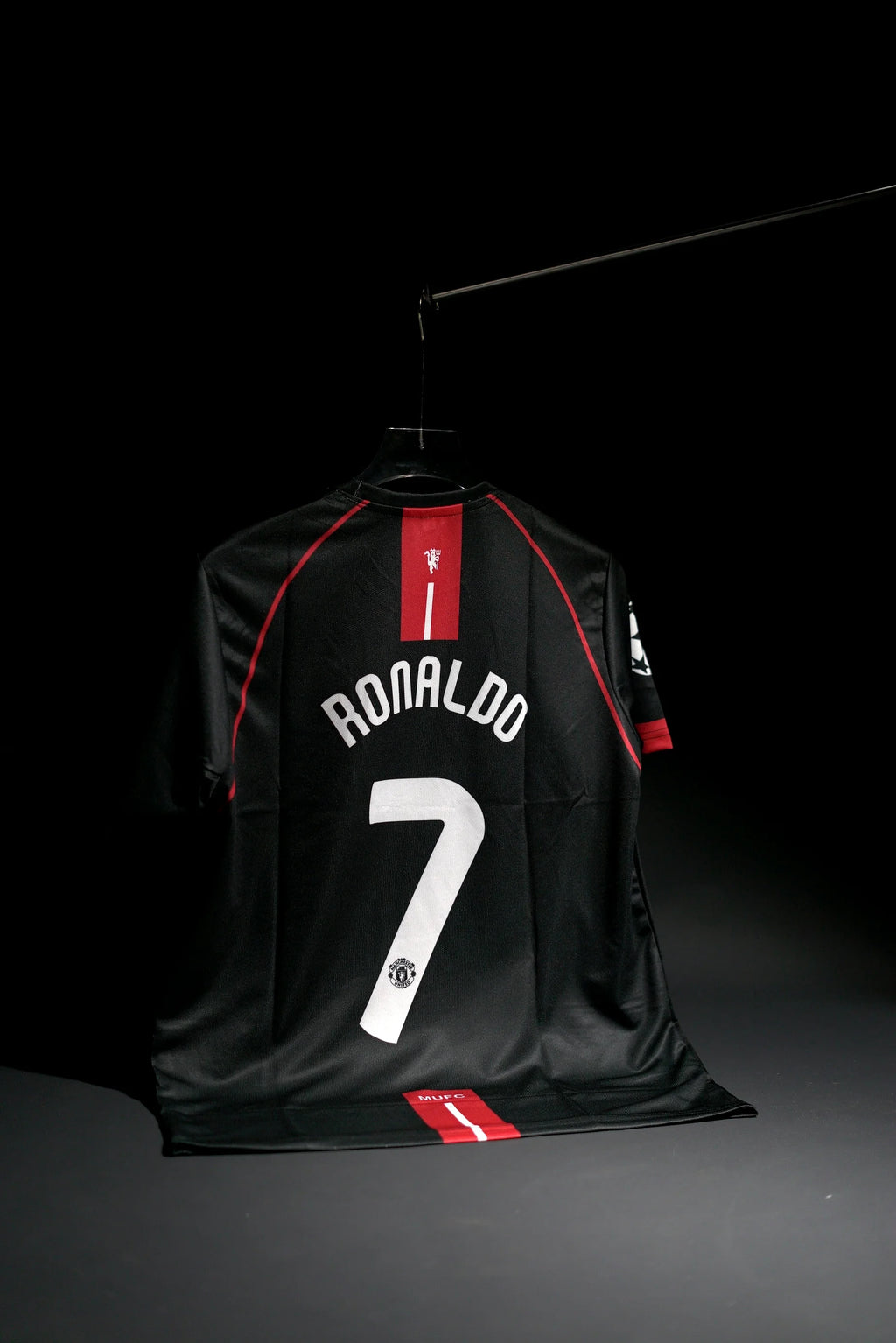 Manchester United FC | RONALDO #7 | 2007-08 | Away Kit | AIG | Latest Design | Black | Embroidered Badges | Regular Fit