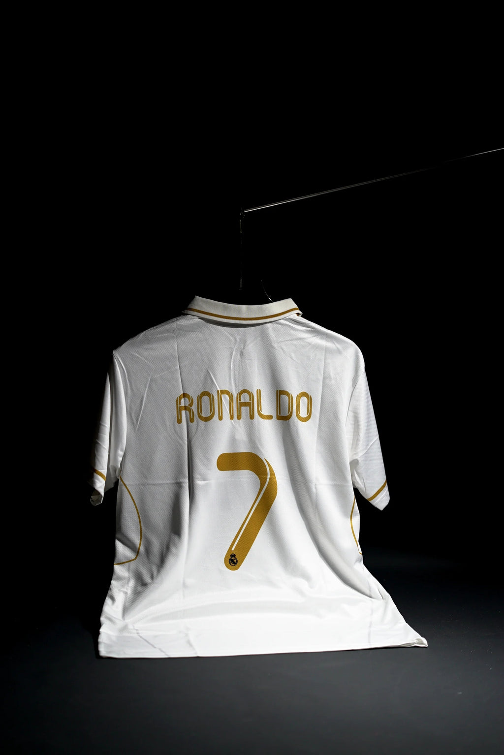 Real Madrid | CRISTIANO RONALDO #7 | 2011 -12 | Home Kit | bwin | Retro Design | White | Embroidered Badges | Collared Kit | Regular Fit