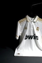 Real Madrid | CRISTIANO RONALDO #7 | 2011 -12 | Home Kit | bwin | Retro Design | White | Embroidered Badges | Collared Kit | Regular Fit