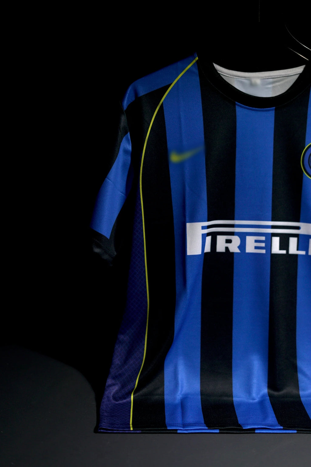 Intermilan | RONALDO #9 | 2001 -02 | Home Kit | Pirelli | Retro Design | Blue & Black | Regular Fit