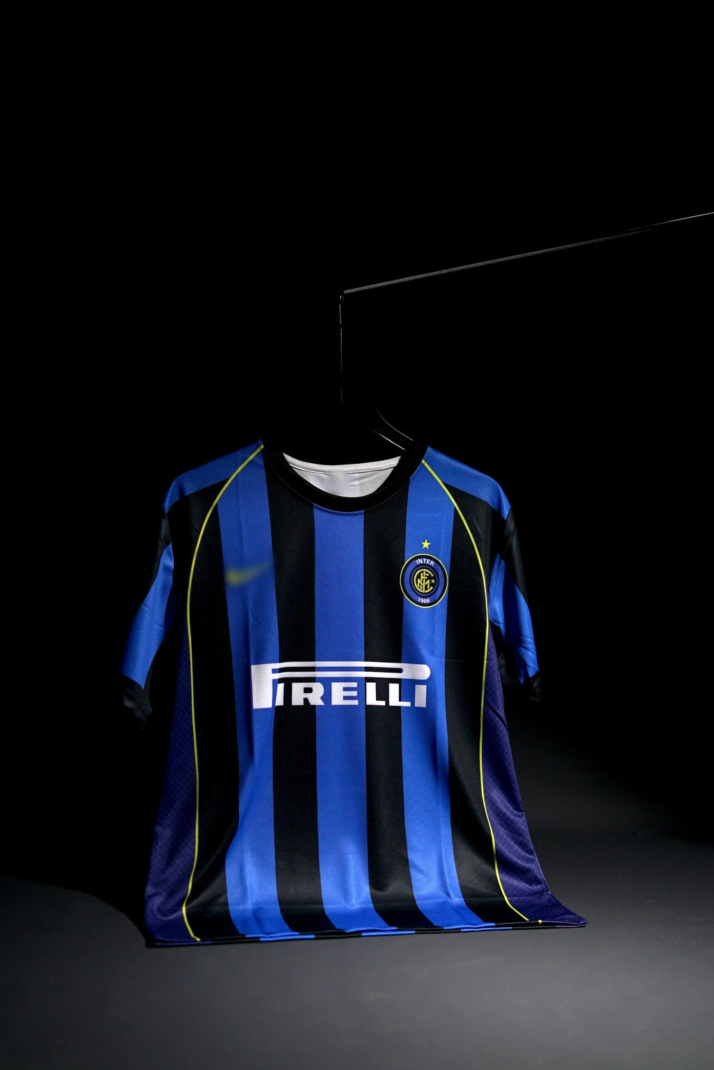 Intermilan | RONALDO #9 | 2001 -02 | Home Kit | Pirelli | Retro Design | Blue & Black | Regular Fit