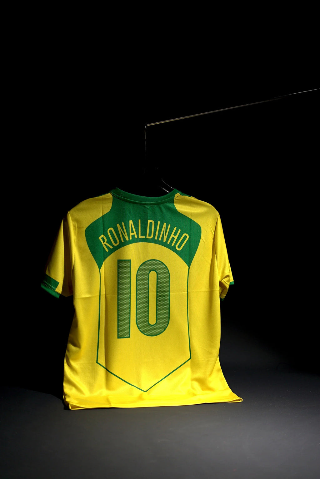 Brazil | RONALDINHO #10 | 2004-05 | Home Kit | Retro Design | Yellow | Regular Fit