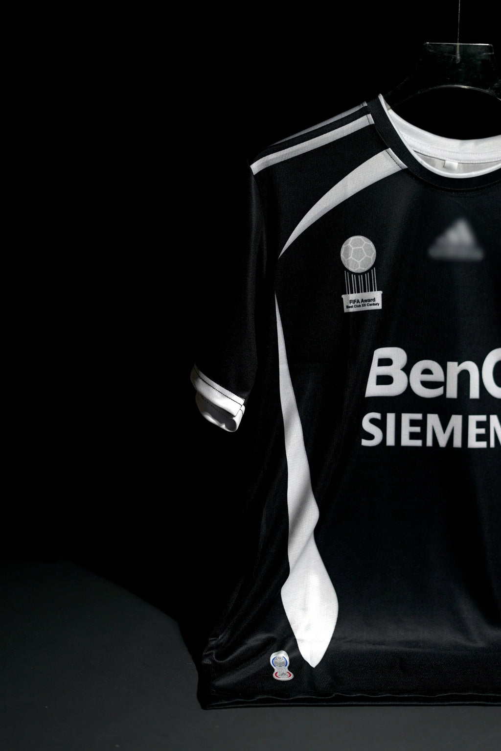 Real Madrid | BECKHAM #23 | 2006 -07 | Away Kit | BenQ | Retro Design | Black | Regular Fit