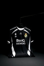Real Madrid | BECKHAM #23 | 2006 -07 | Away Kit | BenQ | Retro Design | Black | Regular Fit