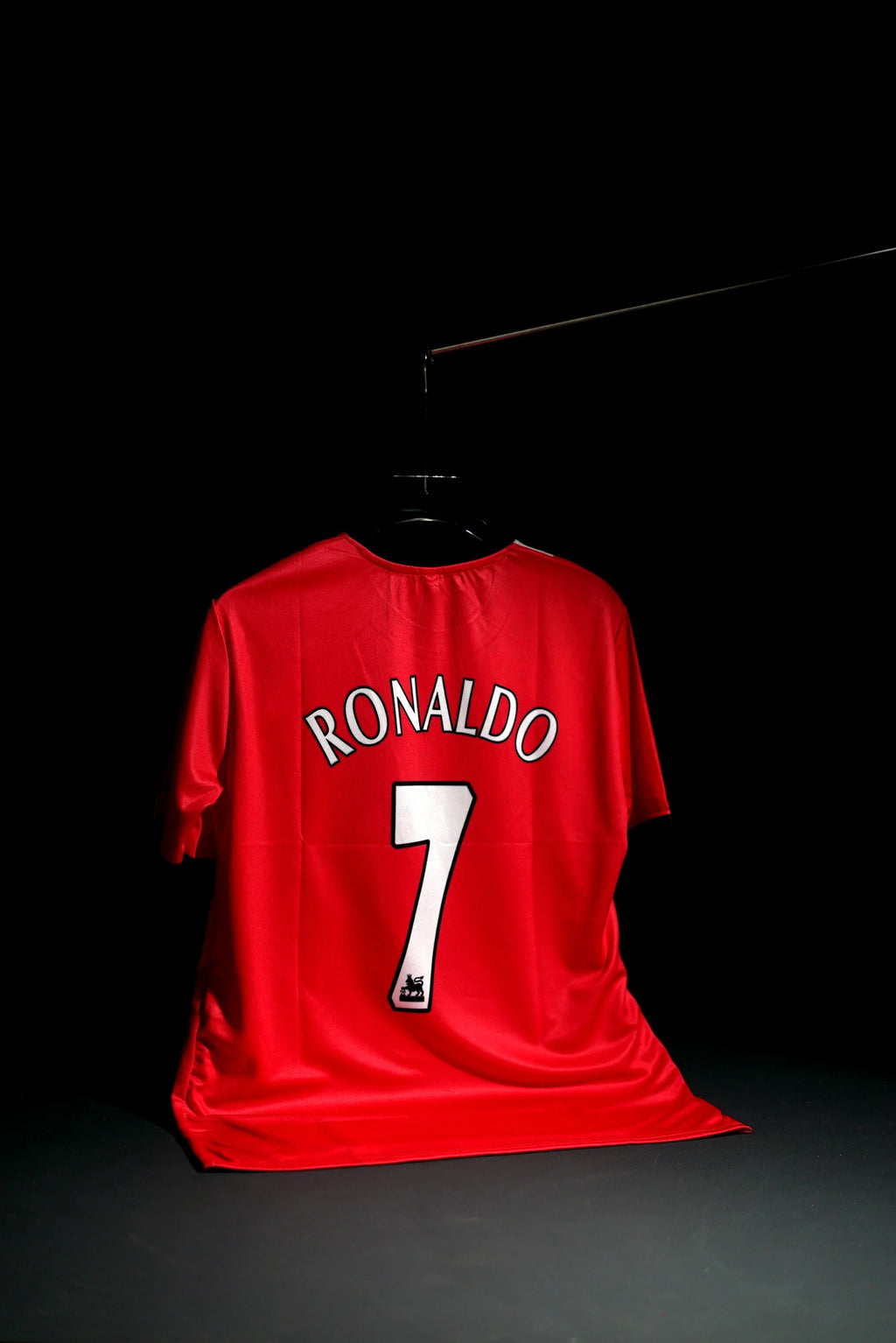 Manchester United FC | CRISTIANO RONALDO #7 | 2004 -05 | Home Kit | Vodafone | Retro Design | Red | Regular Fit