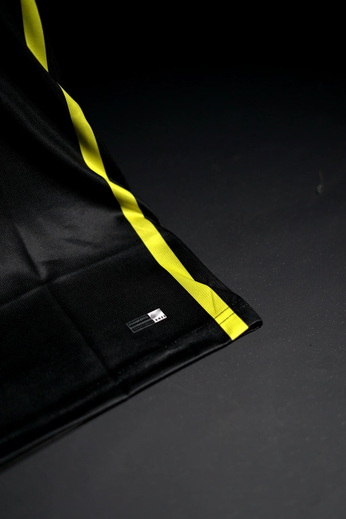 FC Barcelona | NEYMAR JR #11 | 2013-14 | Away Kit | Qatar Airways | Retro Design | Black | Embroidered Badges | Regular Fit