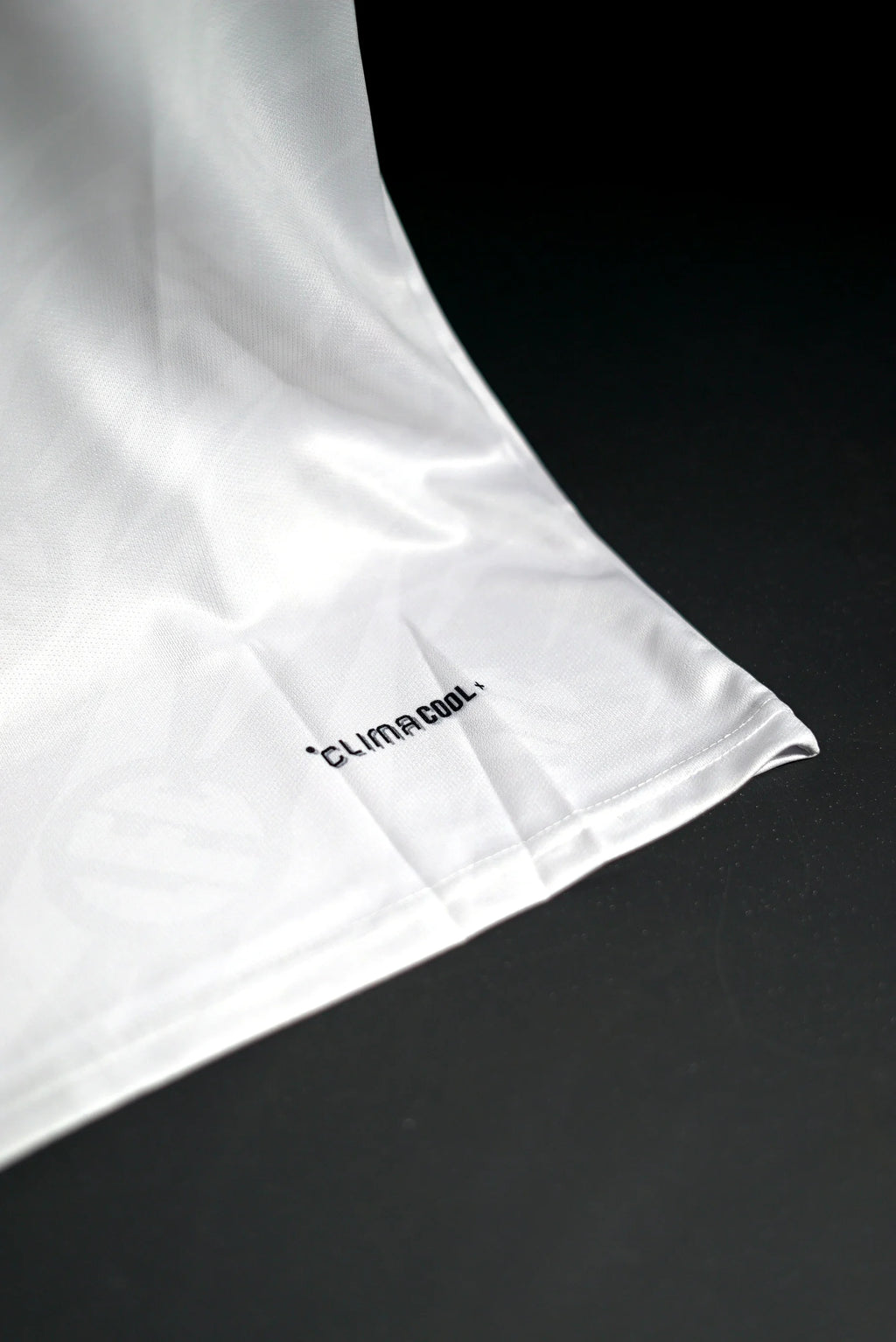 Liverpool FC | WIRTZ #7 | 2026 -27 | Away Kit | Standard Chartered | Latest Design | White | Regular Fit