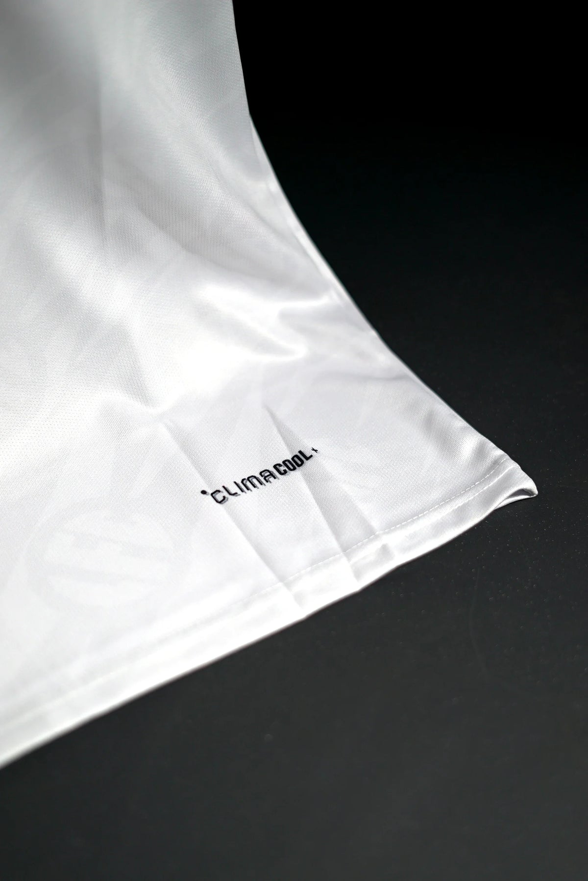 Liverpool FC | WIRTZ #7 | 2026 -27 | Away Kit | Standard Chartered | Latest Design | White | Regular Fit