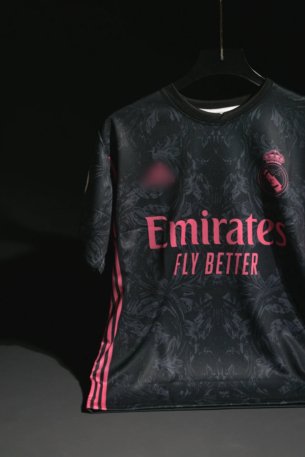 Real Madrid FC | SERGIO RAMOS #4 | 2020-21 | Third Kit | Emirates | Retro Design | Black & Pink | Regular Fit