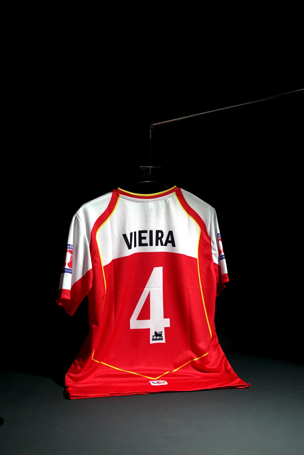 Arsenal FC | VIERA #4 | 2004-05 | Home Kit | O2 | Retro Design | Red & White | Regular Fit