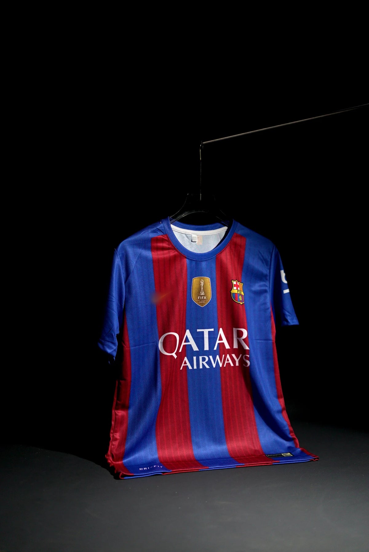Barcelona  FC | LIONEL MESSI #10 | 2016-17 | Home Kit | Qatar Airways | Retro Design | Red & Blue | Regular Fit