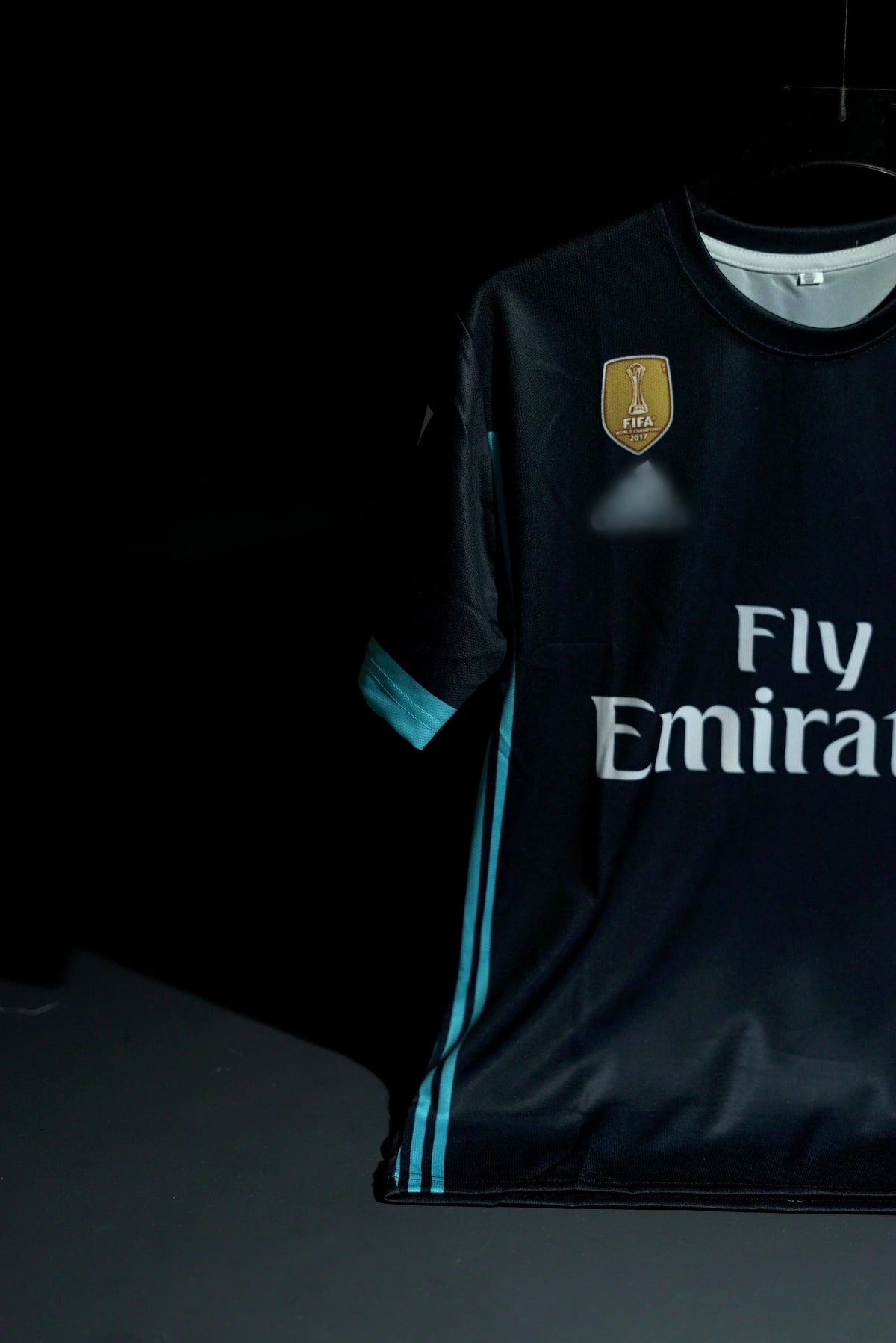 Real Madrid | CRISTIANO RONALDO #7 | 2017-18 | Away Kit | Fly Emirates | Retro Design | Black | Regular Fit