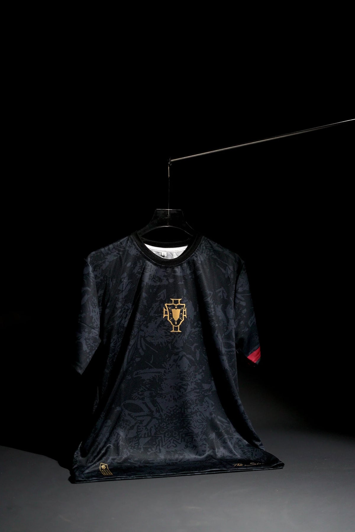 Portugal | CRISTIANO RONALDO #7 | 2026 | Special Kit | Goat Edition | Black | Regular Fit