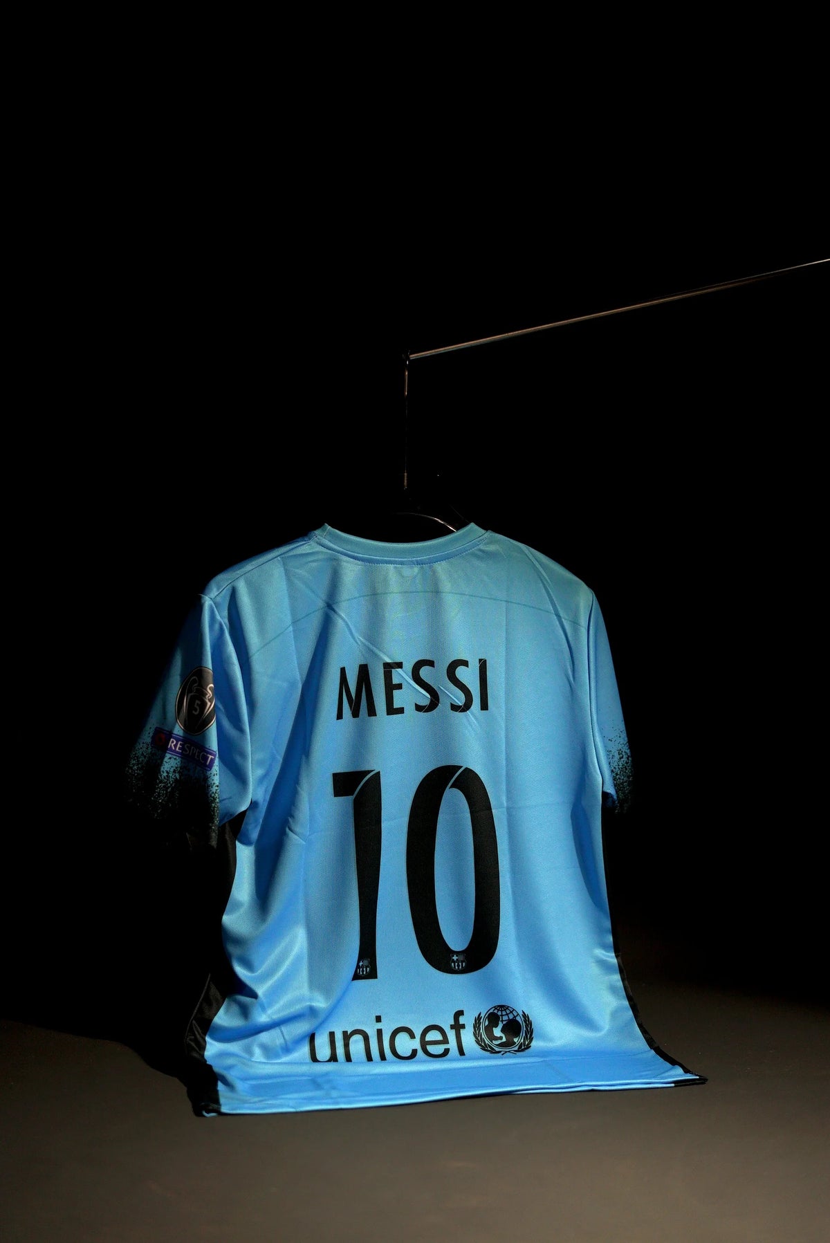 Barcelona FC | LIONEL MESSI #10 | 2015-16 | Third Kit | Qatar Airways | Retro Design | Blue | Regular Fit