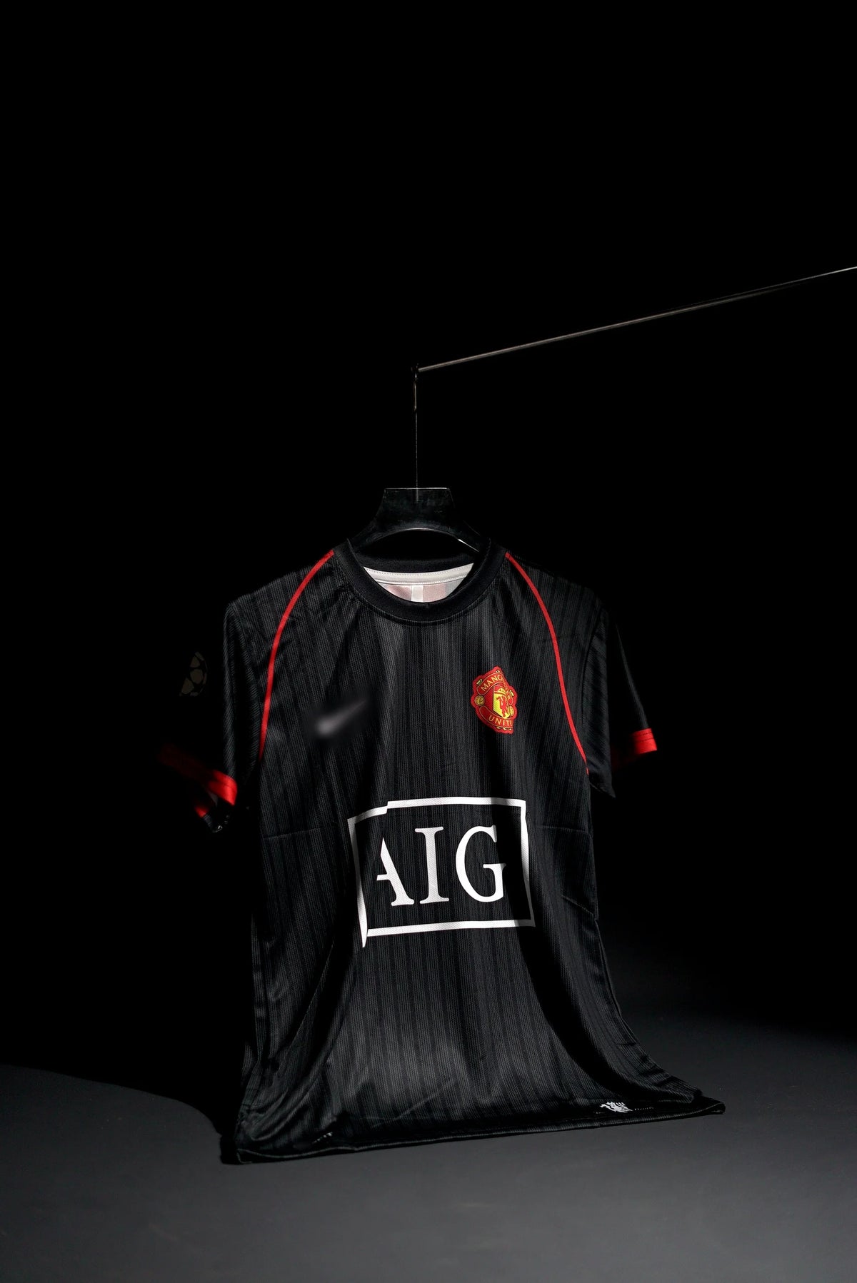 Manchester United | CRISTIANO RONALDO #7 | 2007-08 | Away Kit | AIG | Retro Design | Black | Regular Fit