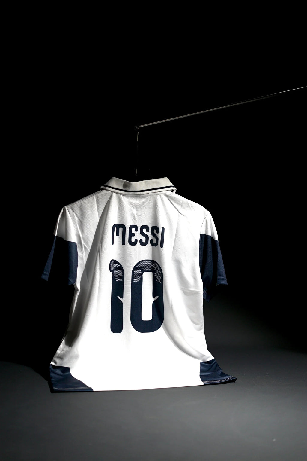 Argentina | LIONEL MESSI #10 | 2026-27 | Training Kit | Latest Design | White | Embroidered Badges | Collared Zip Regular Kit