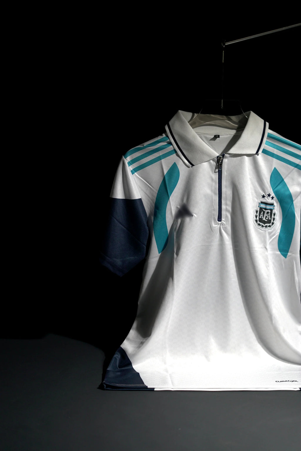 Argentina | LIONEL MESSI #10 | 2026-27 | Training Kit | Latest Design | White | Embroidered Badges | Collared Zip Regular Kit