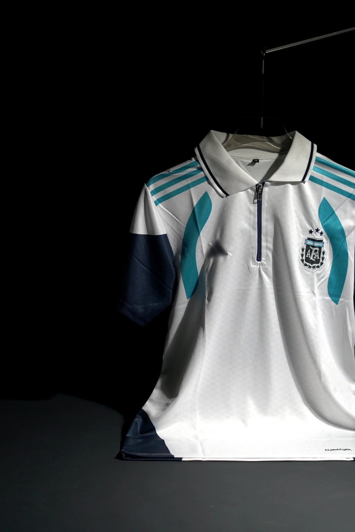 Argentina | LIONEL MESSI #10 | 2026-27 | Training Kit | Latest Design | White | Embroidered Badges | Collared Zip Regular Kit
