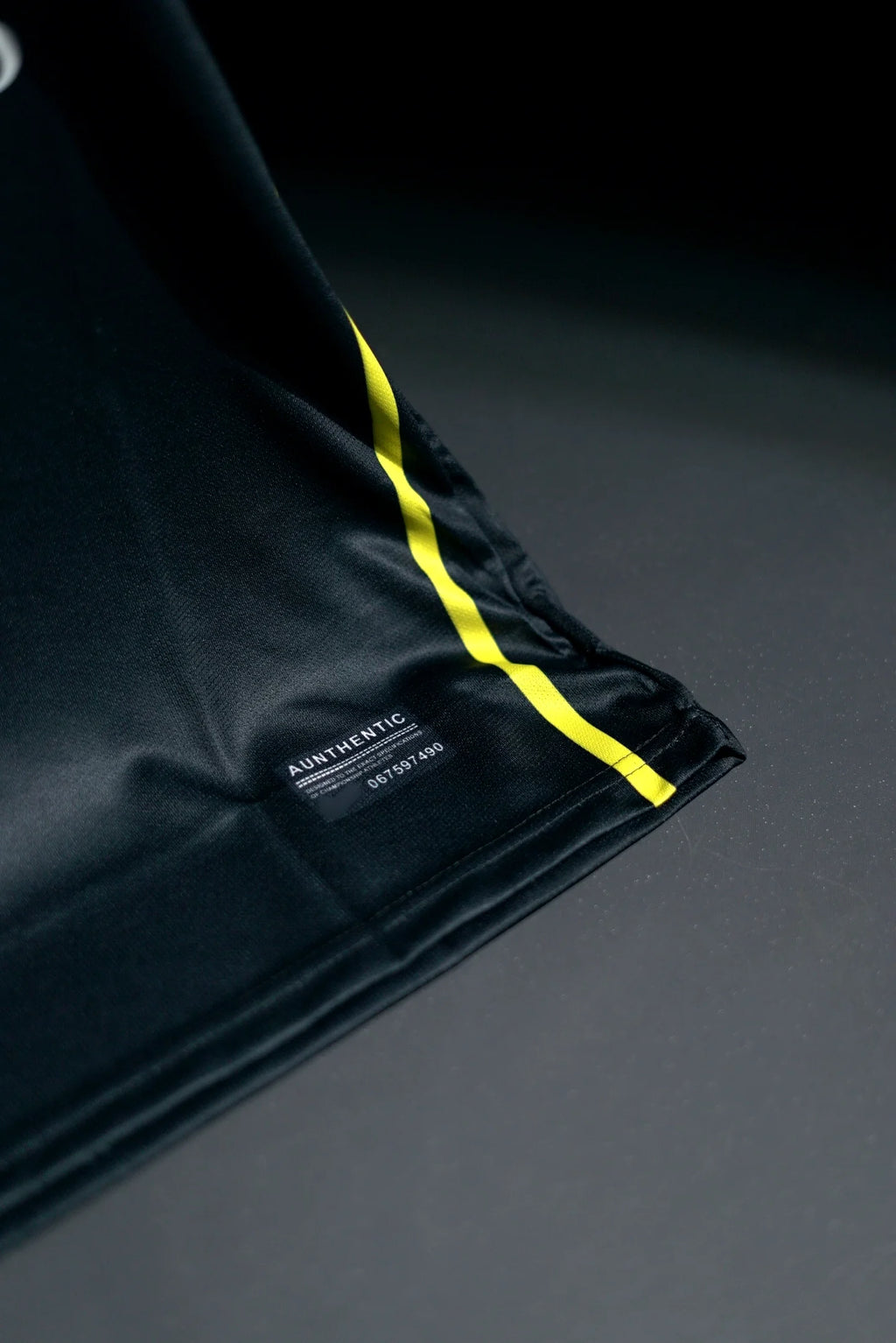 FC Barcelona | LIONEL MESSI #10 | 2013-14 | Away Kit | Qata Airways | Retro Design | Black | Regular Fit