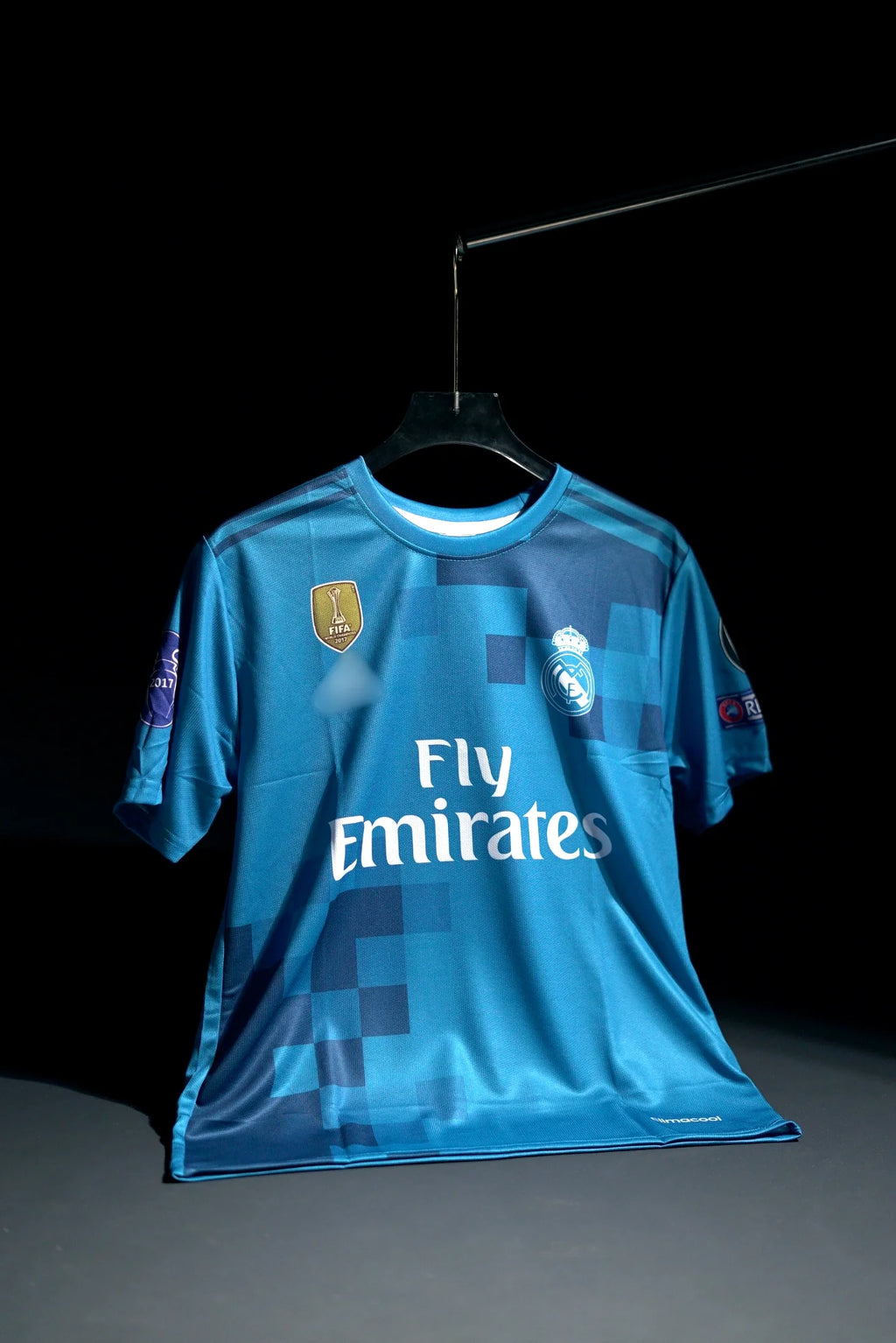 Real Madrid FC | CRISTIANO RONALDO #7 | 2017-18 | Fly Emirates | Away Kit | Retro Design | Blue | Regular Fit