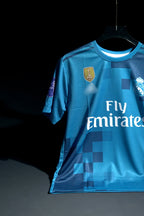 Real Madrid FC | CRISTIANO RONALDO #7 | 2017-18 | Fly Emirates | Away Kit | Retro Design | Blue | Regular Fit