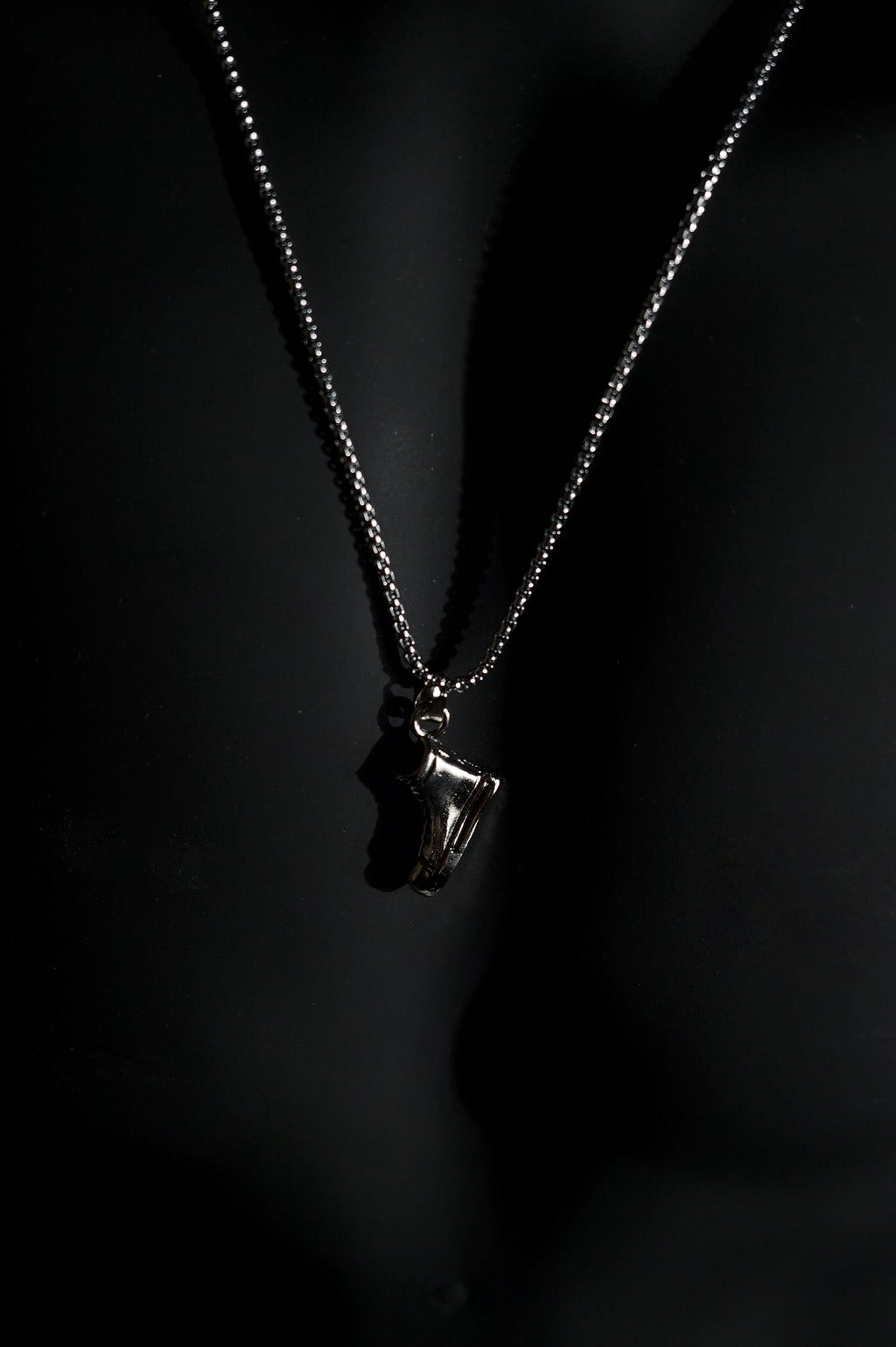 Necklace | Sneaker Shoe Pendant | Men & Women | Anti-tarnish Stainless Steel | Silver Finish | Streetwear Hip-Hop Style | Statement Jewellery
