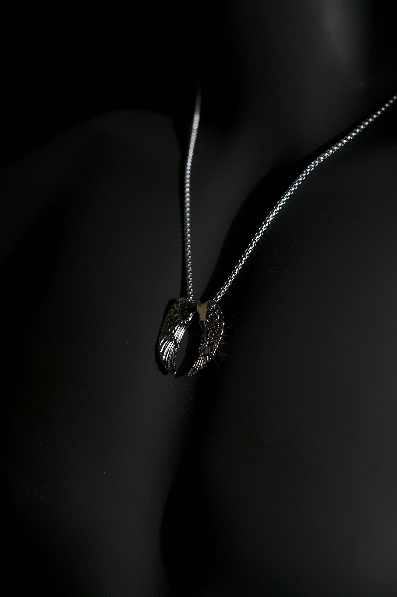 Necklace | Angel Wings Pendant | Men & Women | Anti-tarnish Stainless Steel | Silver Finish | Gothic Style | Statement Jewellery