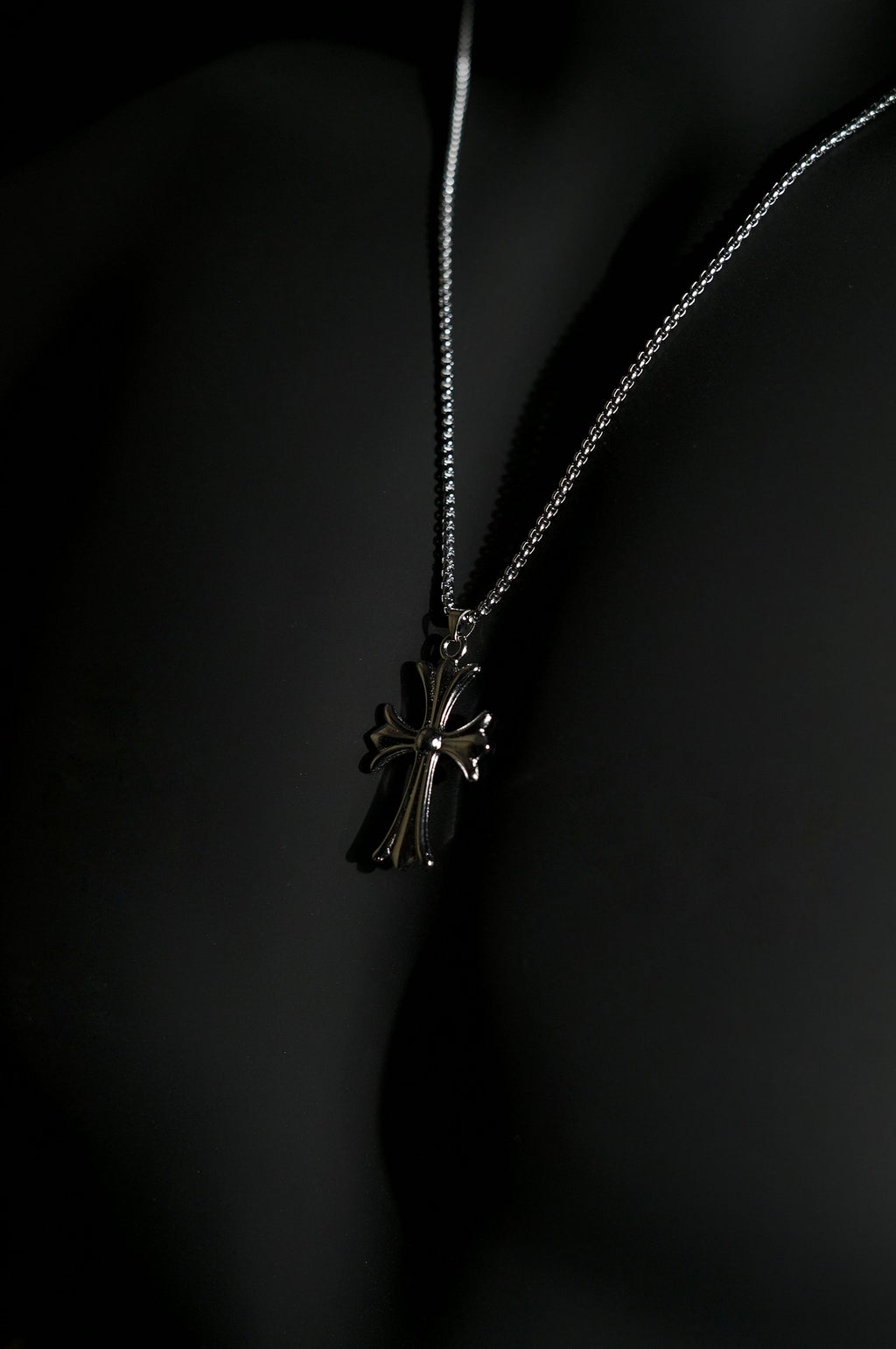 Necklace | Cross Pendant | Men & Women | Anti-tarnish Stainless Steel | Silver Finish | Gothic Cross Design | Statement Jewellery
