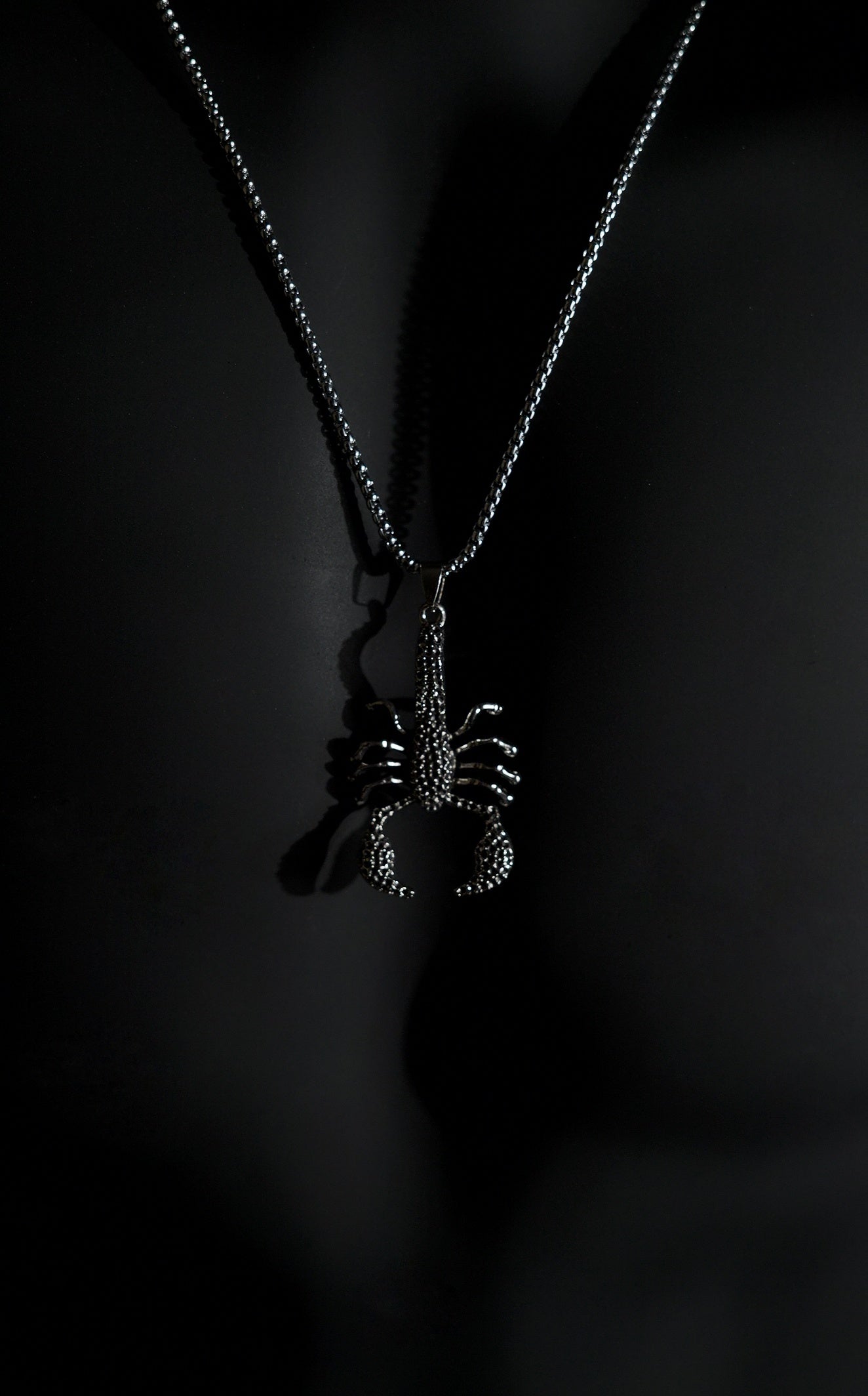 Necklace | Scorpion Pendant | Men & Women | Anti-tarnish Stainless Steel | Silver Finish | Gothic Design | Statement Jewellery