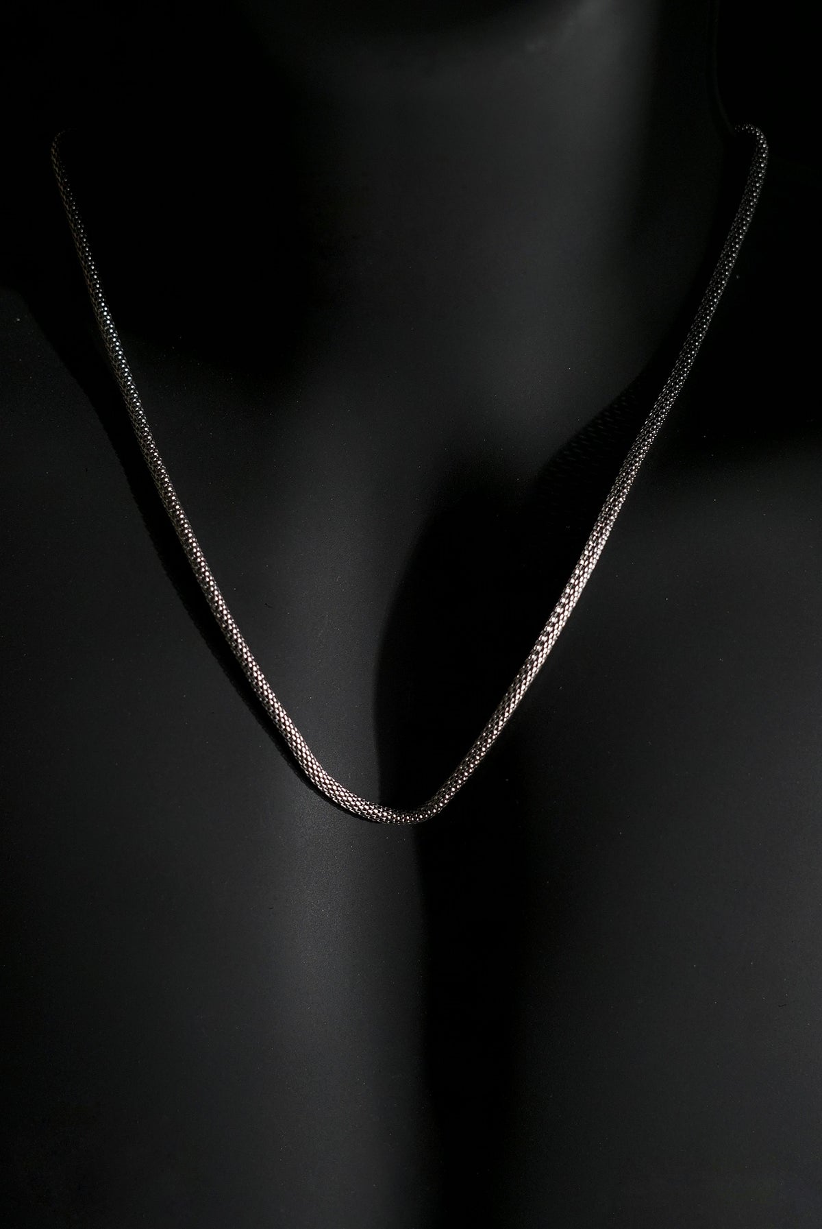 Necklace | Rounded Snake Chain | Men & Women | Anti-tarnish Stainless Steel | Silver Finish | Minimalist Style | Statement Jewellery
