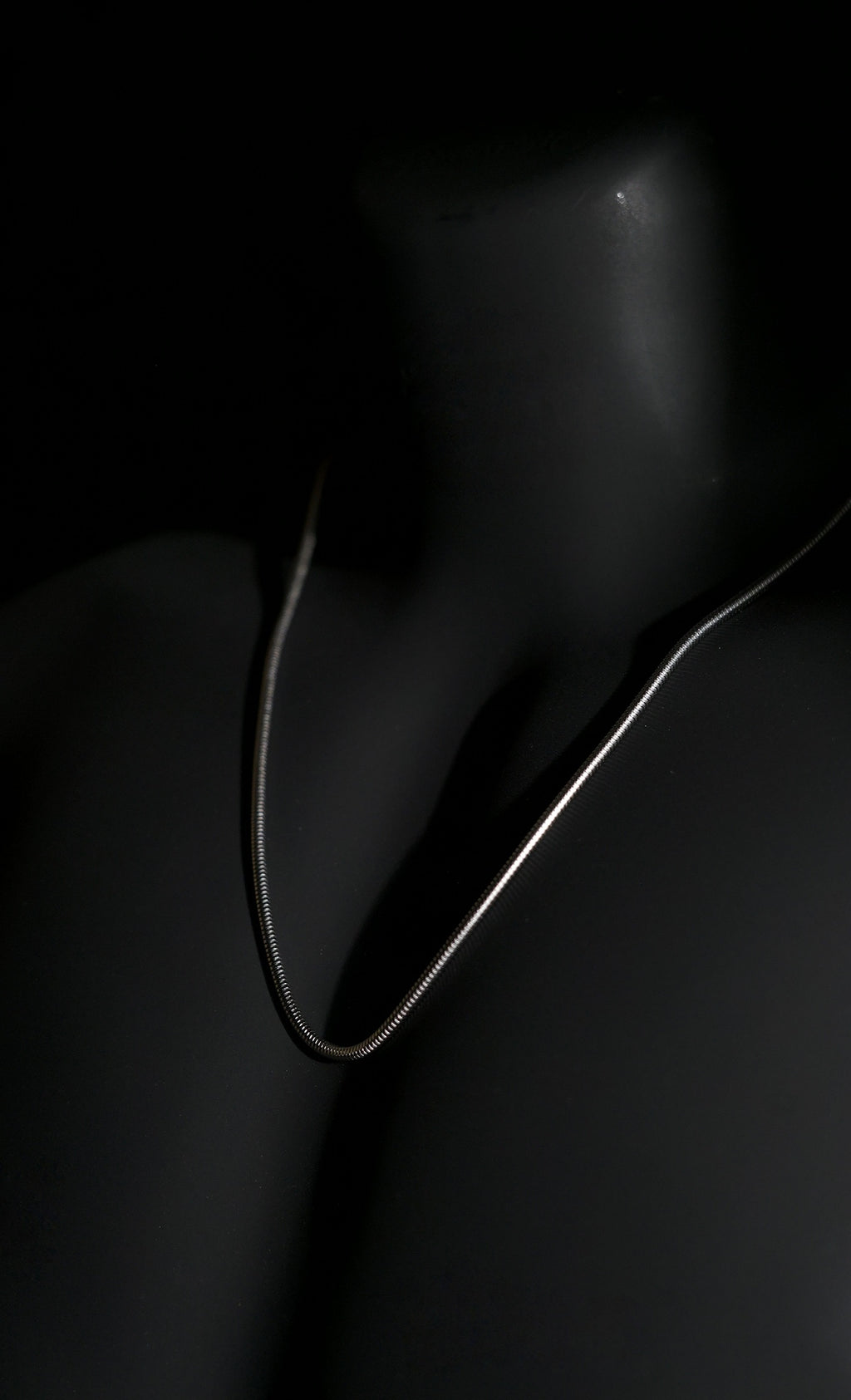Necklace | Snake Chain | Men & Women | Anti-tarnish Stainless Steel | Silver Finish | Minimalist Style | Statement Jewellery