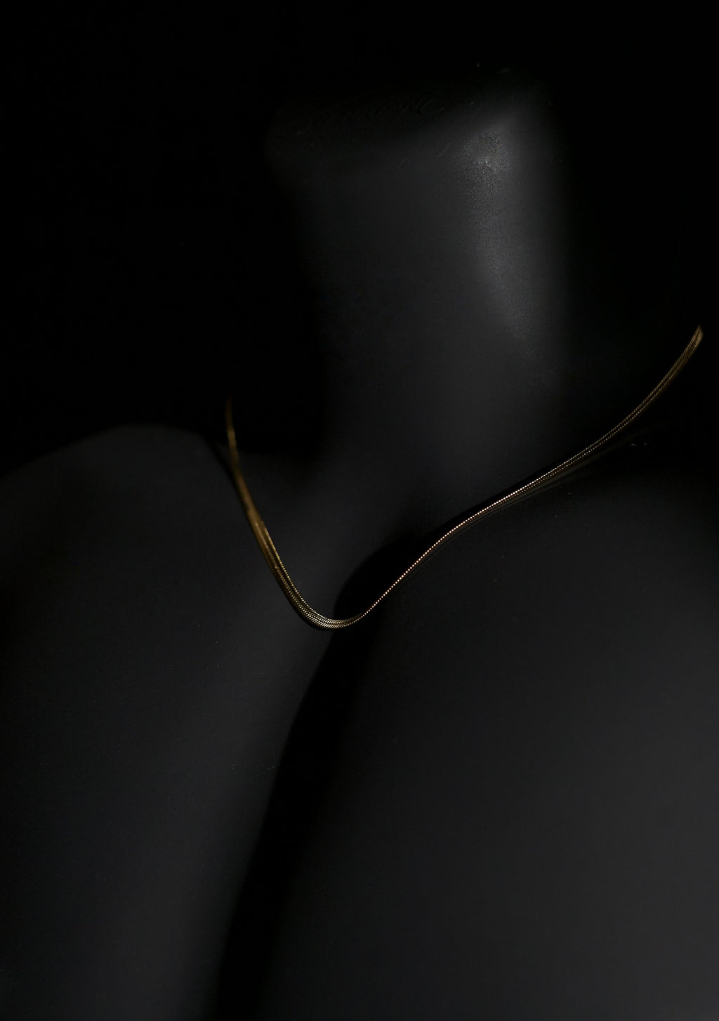 Necklace | Snake Chain | Men & Women | Anti-Tarnish Stainless Steel | Gold Finish | Minimalist Style | Statement Jewellery