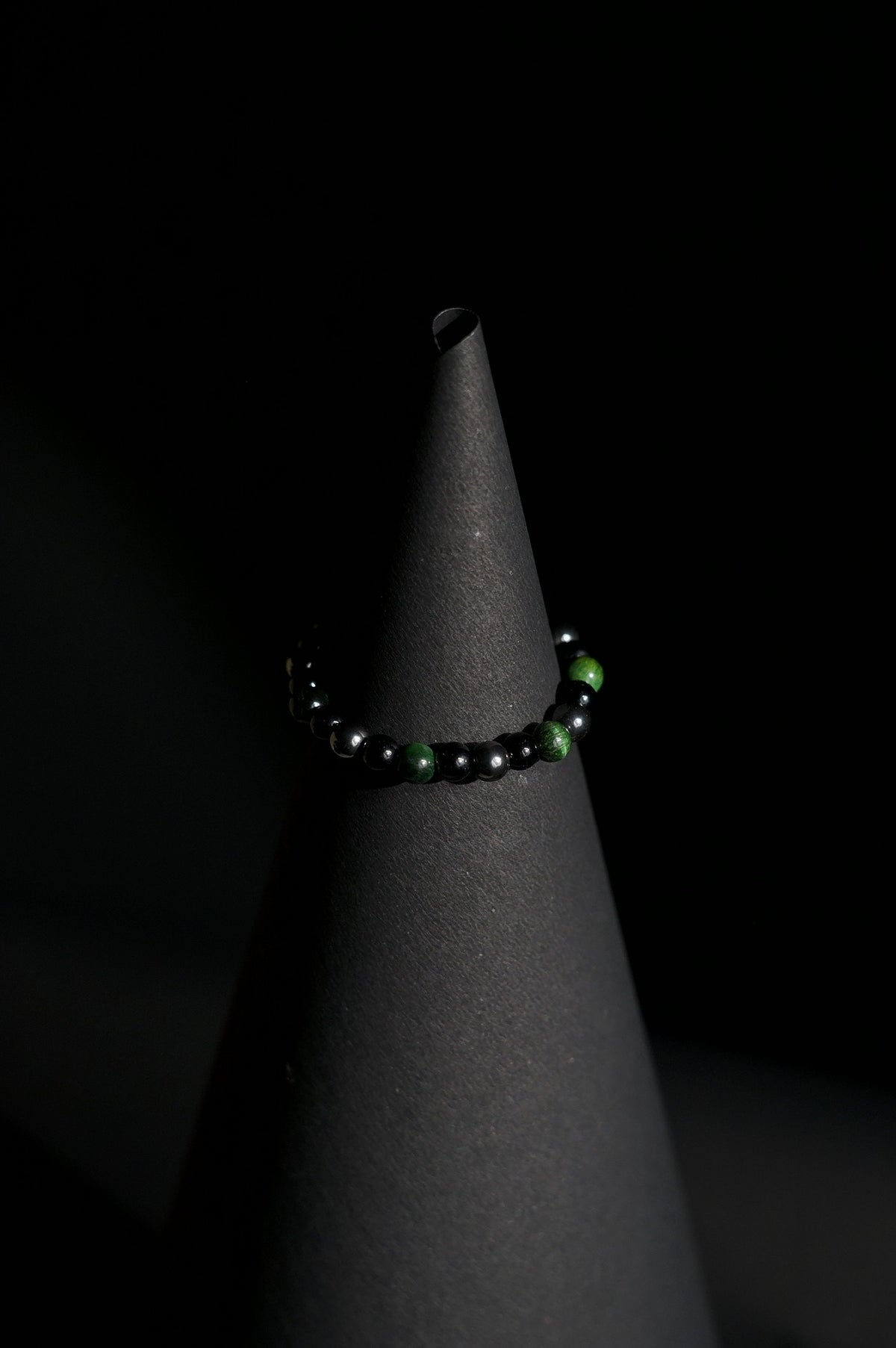 Bracelet | Single Strand | Round Beads | Glossy Black Onyx & Metallic Hematite Beads with Green Tiger's Eye Accent Beads | Men & Women | Beaded Design | Polished Finish | Minimalist Style