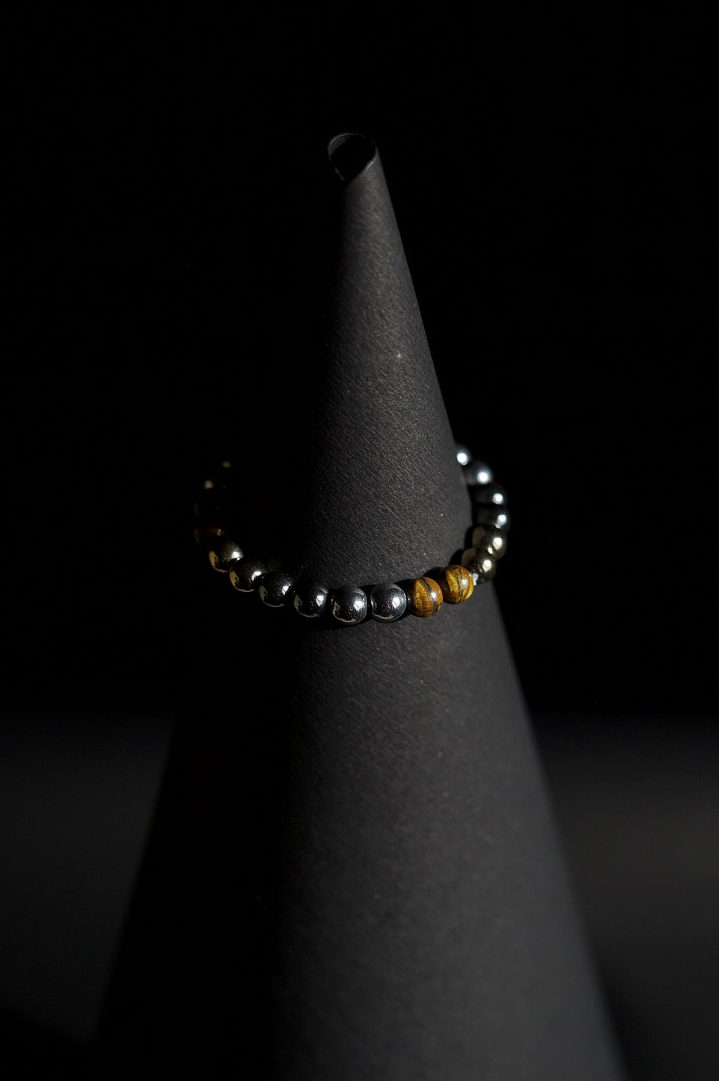Bracelet | Single Strand | Round Beads | Metallic Hematite Beads with Tiger's Eye Accent Beads | Men & Women | Beaded Design | Polished & Metallic Finish | Minimalist Style