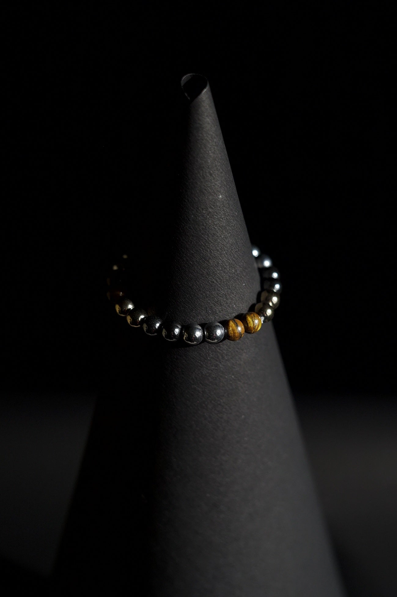 Bracelet | Single Strand | Round Beads | Metallic Hematite Beads with Tiger's Eye Accent Beads | Men & Women | Beaded Design | Polished & Metallic Finish | Minimalist Style