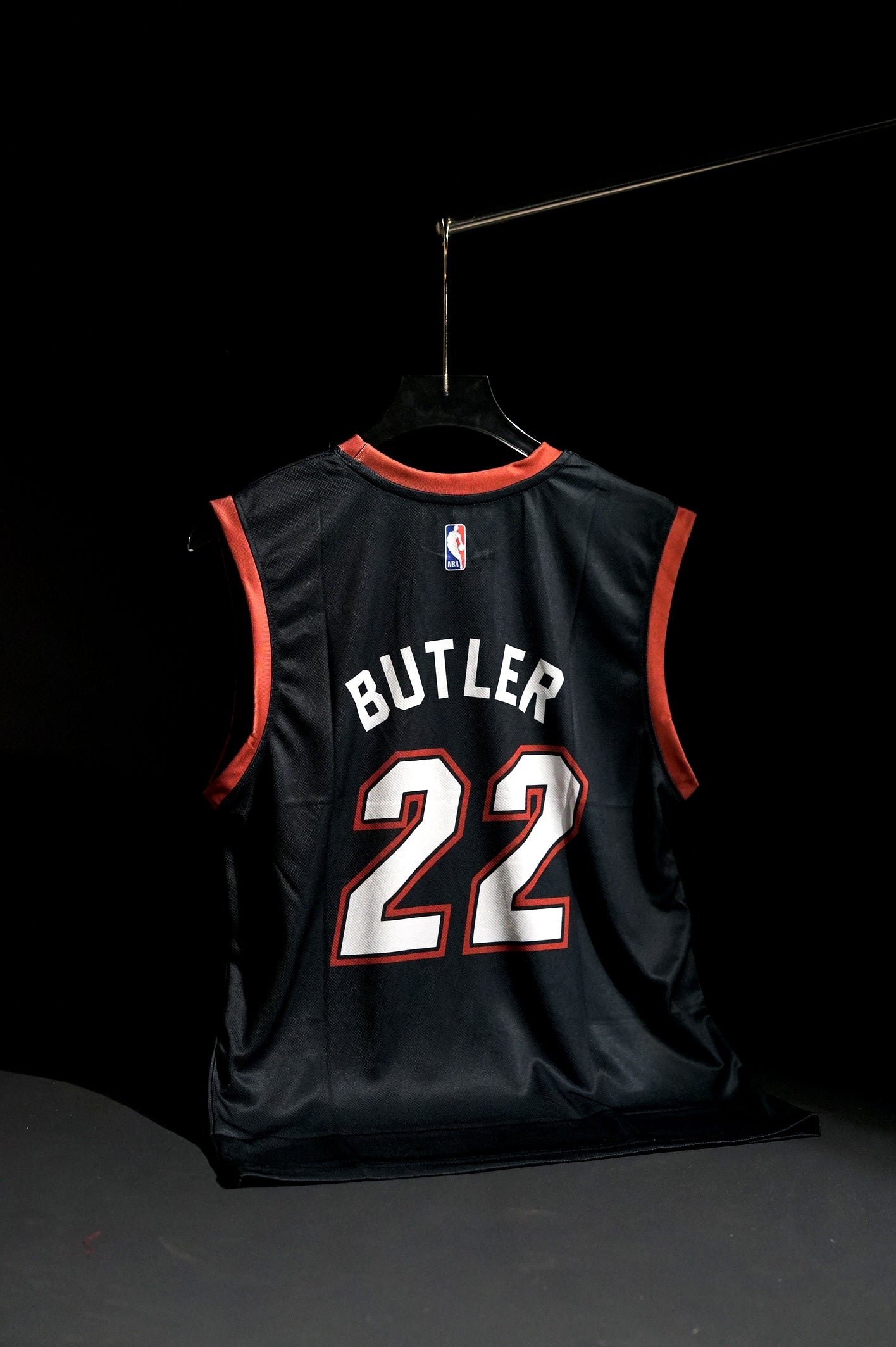 NBA | Miami Heat | JIMMY BUTLER #22 | 2021 | Icon Edition | Black | Sleeveless Kit