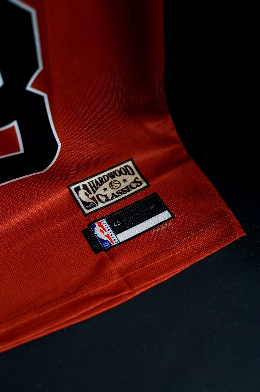 NBA | Chicago Bulls | MICHAEL JORDAN #23 | 1996-98 | Icon Edition | Red | Sleeveless Kit