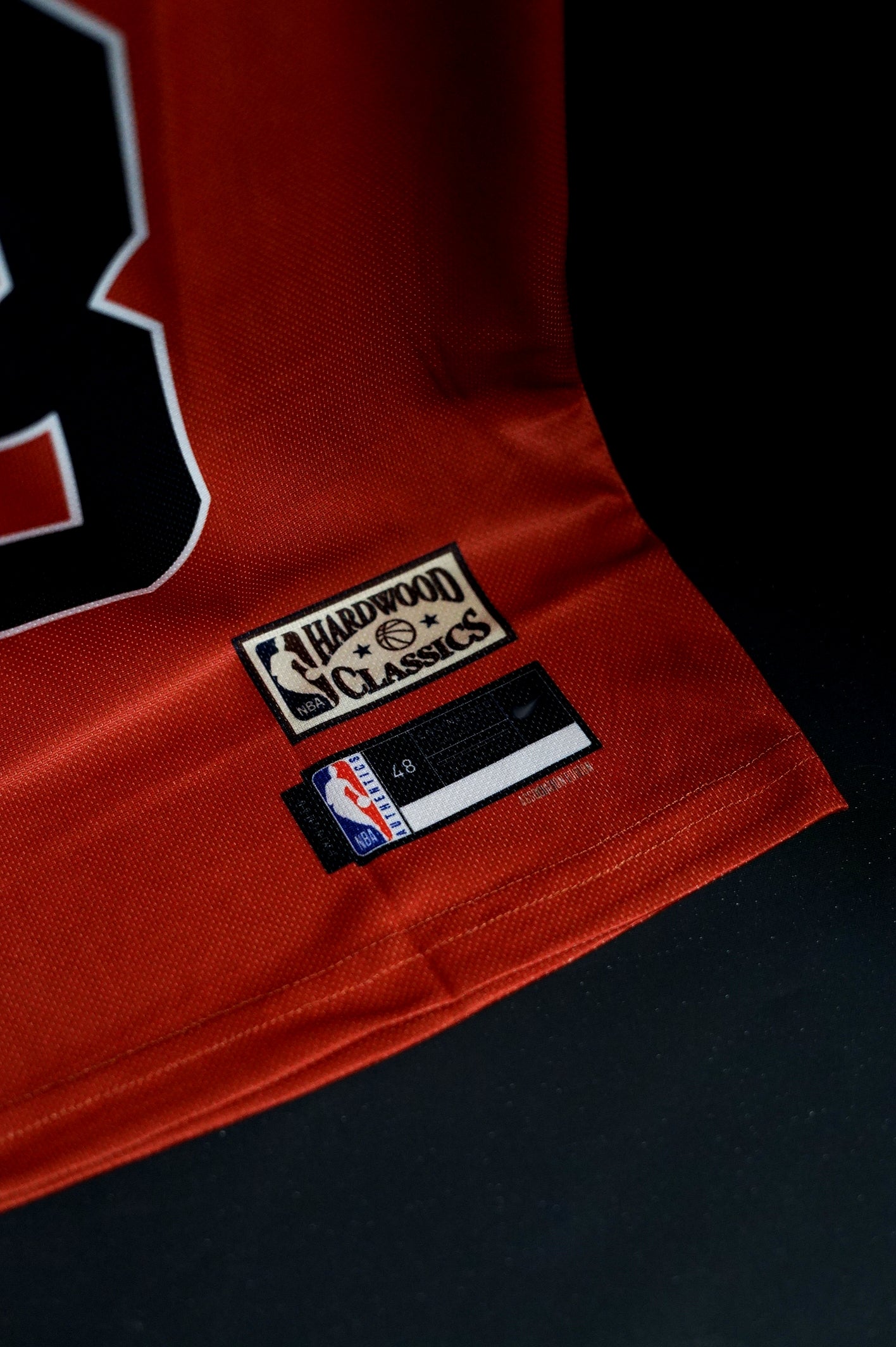 NBA | Chicago Bulls | MICHAEL JORDAN #23 | 1996-98 | Icon Edition | Red | Sleeveless Kit