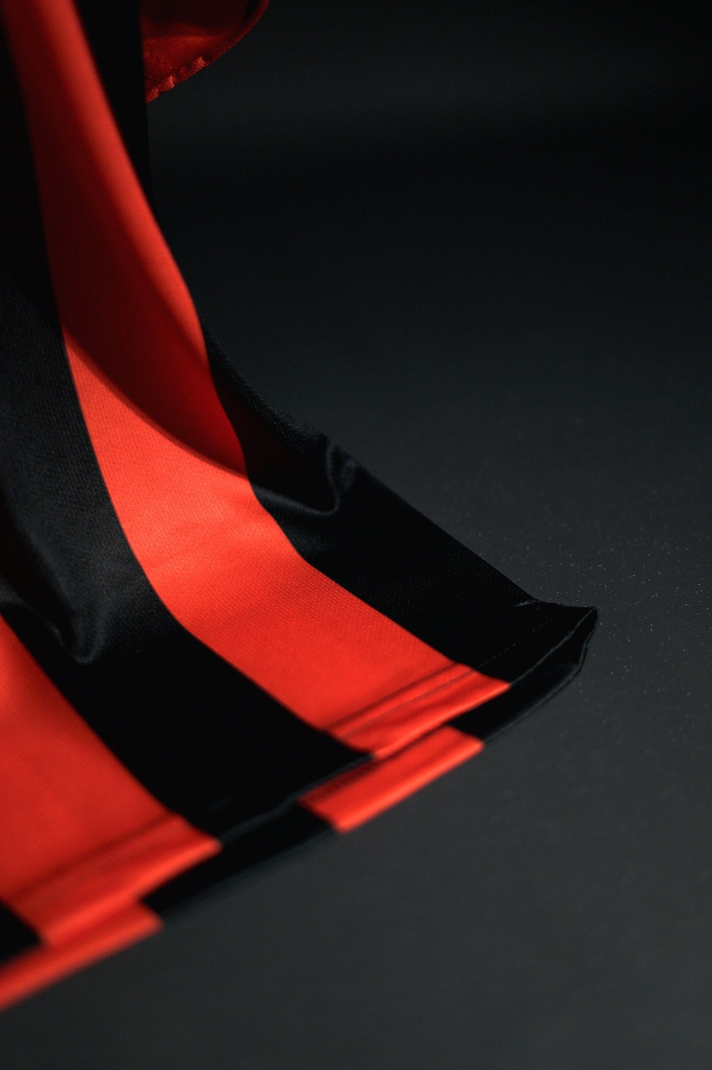 AC Milan | MALDINI #3 | 2003-04 | Home kit | Retro Design | Red & Black | Oversized Fit