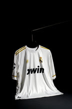Real Madrid FC | CRISTIANO RONALDO #7 | 2011-12 | Home Kit | Retro Design | White | Oversized Fit