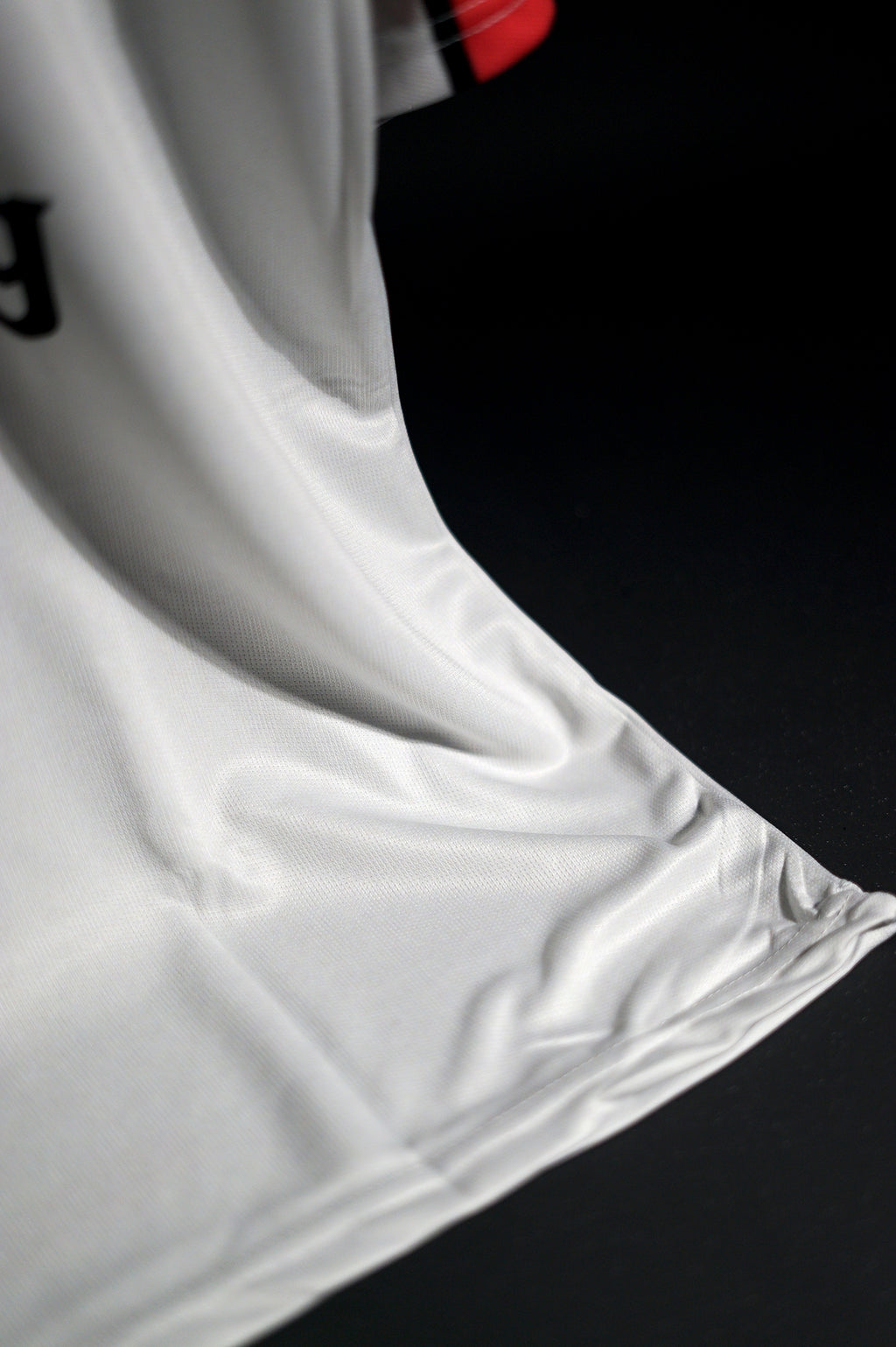 Liverpool FC | OWEN #10 | 1998-99 | Away Kit | Retro Design | White & Red | Oversized Fit