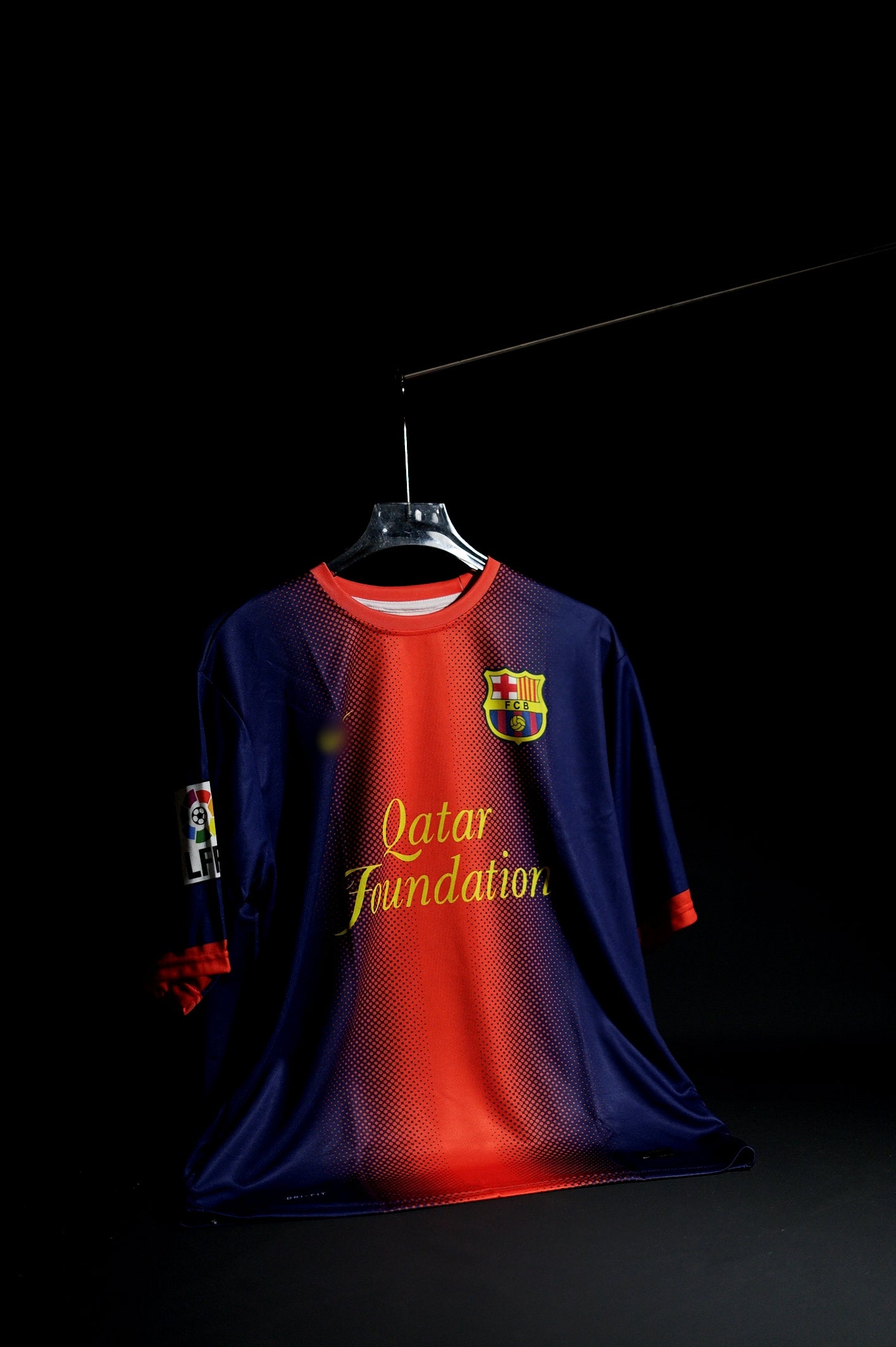 FC Barcelona | LIONEL MESSI #10 | 2012-13 | Home Kit | Retro Design | Red & Blue | Oversized Fit