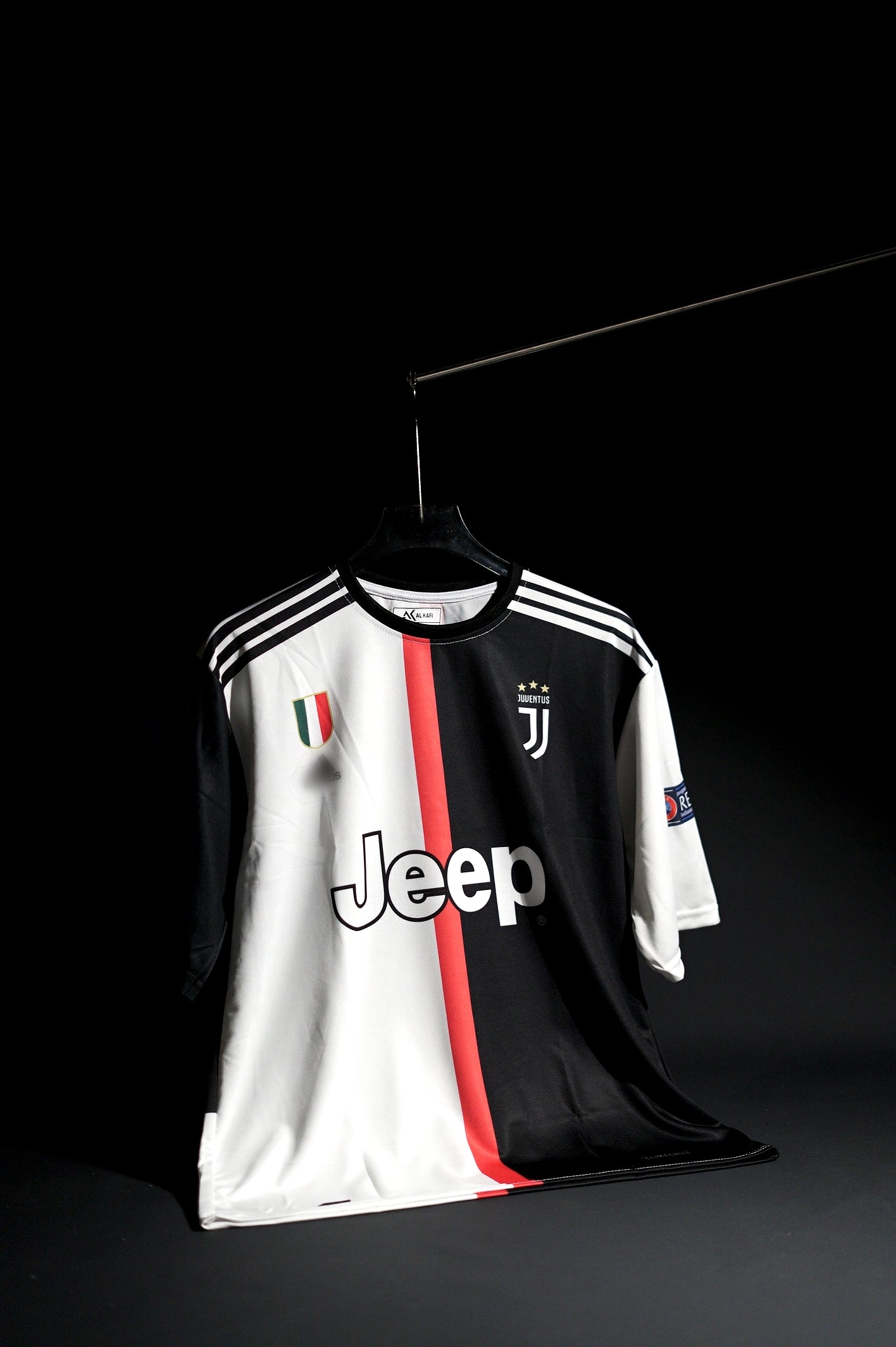 Juventus | CRISTIANO RONALDO #7 | 2019-20 | Home Kit | Retro Design | Black & White | Oversized Fit
