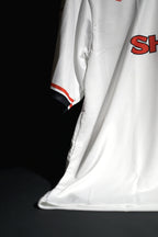Manchester United | DAVID BECKHAM #7 | 1998-99 | Away Kit | Retro Design | White & Red | Oversized Fit
